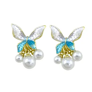 گوشواره زنانه مدل پروانه و مروارید کد E4583