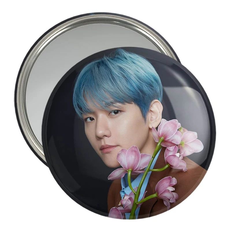 آینه جیبی خندالو مدل بکهیون گروه اکسو EXO  کد 13610