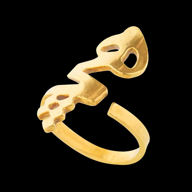 انگشتر گالری عزیزی طرح حرف هیچ مدل gz14935