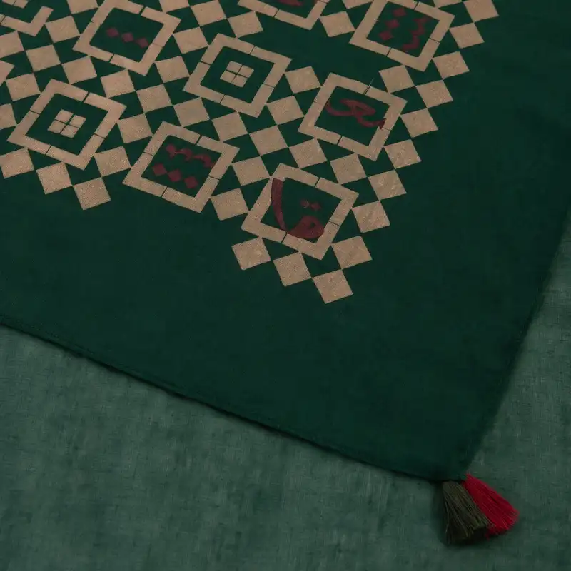 روسری زنانه گدار مدل عین شین قاف