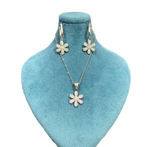 نیم ست نقره زنانه مدل NE0012