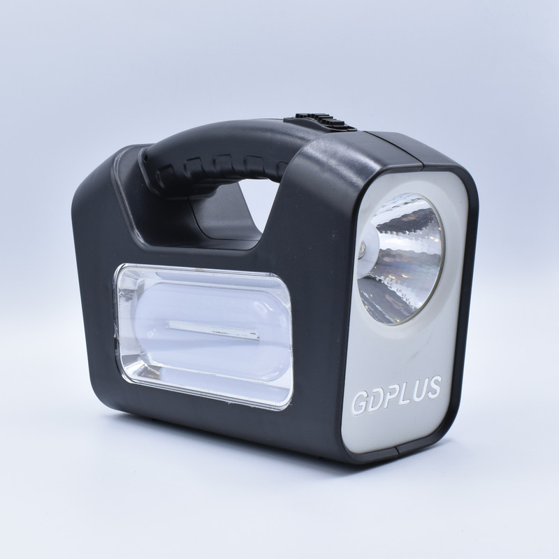 سیستم روشنایی خورشیدی جی دی پلاس مدل GD-8 مجموعه 6 عددی سیستم روشنایی خورشیدی جی دی پلاس مدل GD-8 مجموعه 6 عددی