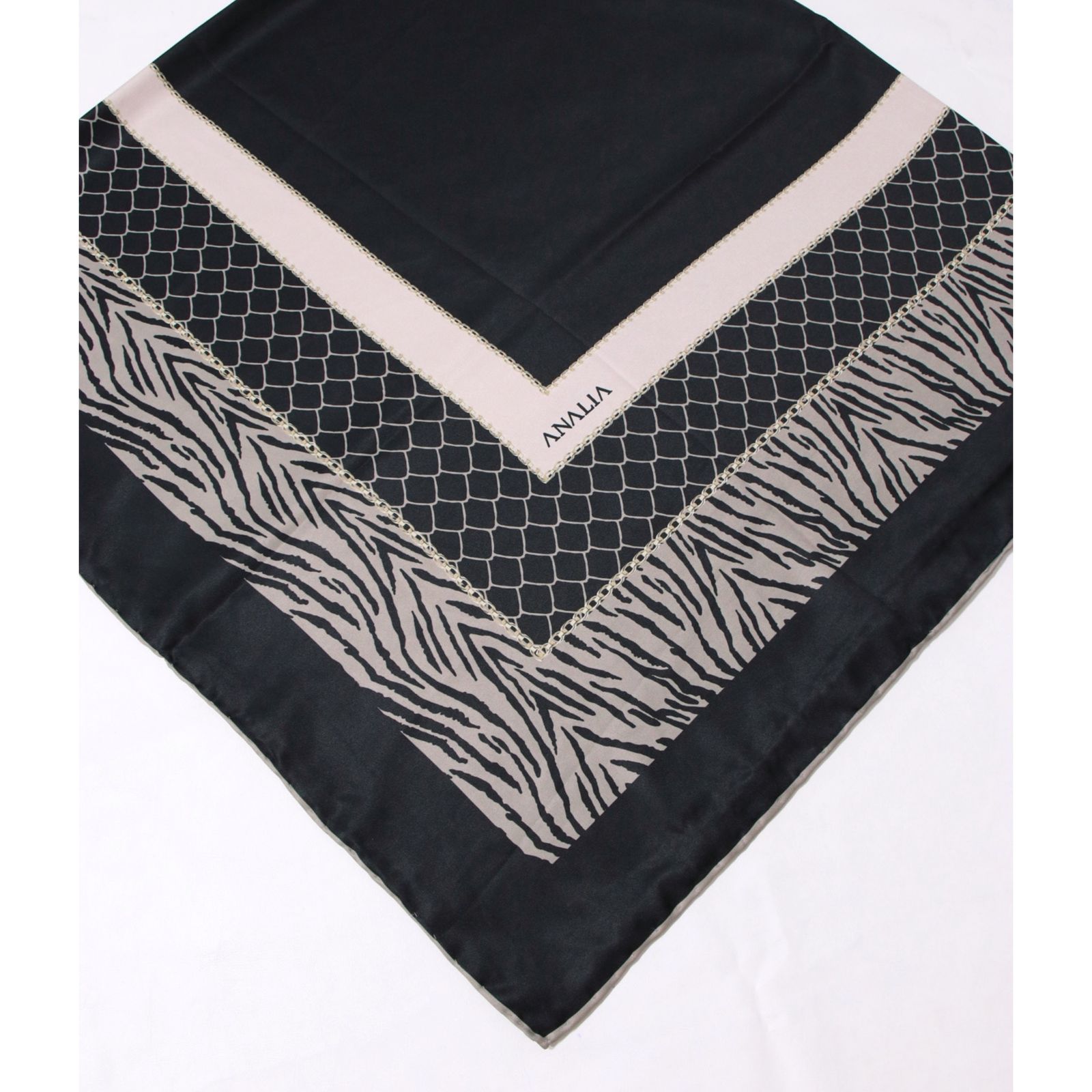 روسری زنانه مدل ابریشم توییل لاکچری طرح زبرا دور حاشیه کد ana-6015 -  - 7