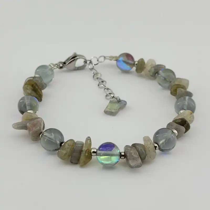 دستبند زنانه مدل سنگ ترکیب لابرادوریت و کریستال کد 11