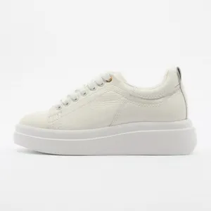 کفش روزمره زنانه زارا مدل BASIC LEATHER SNEAKERS 