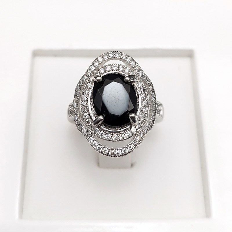 انگشتر نقره زنانه مدل VA4773 انگشتر نقره زنانه مدل VA4773