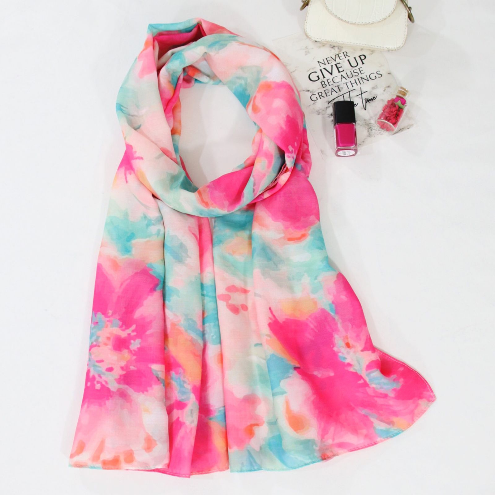 شال زنانه مدل نخی چهارفصل طرح نقاشی کد ana-2532 -  - 5