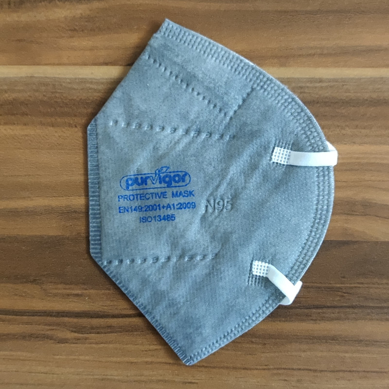 ماسک تنفسی پرویگور مدل KN95 کد 1 بسته 15 عددی