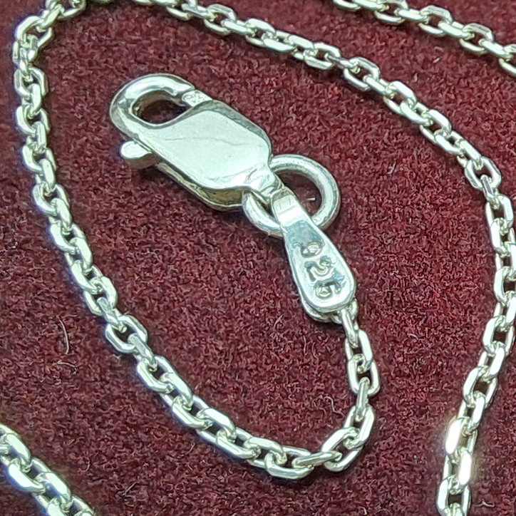 زنجیر نقره زنانه مدل دیپلمات کد 1.3 - 40 زنجیر نقره زنانه مدل دیپلمات کد 1.3 - 40