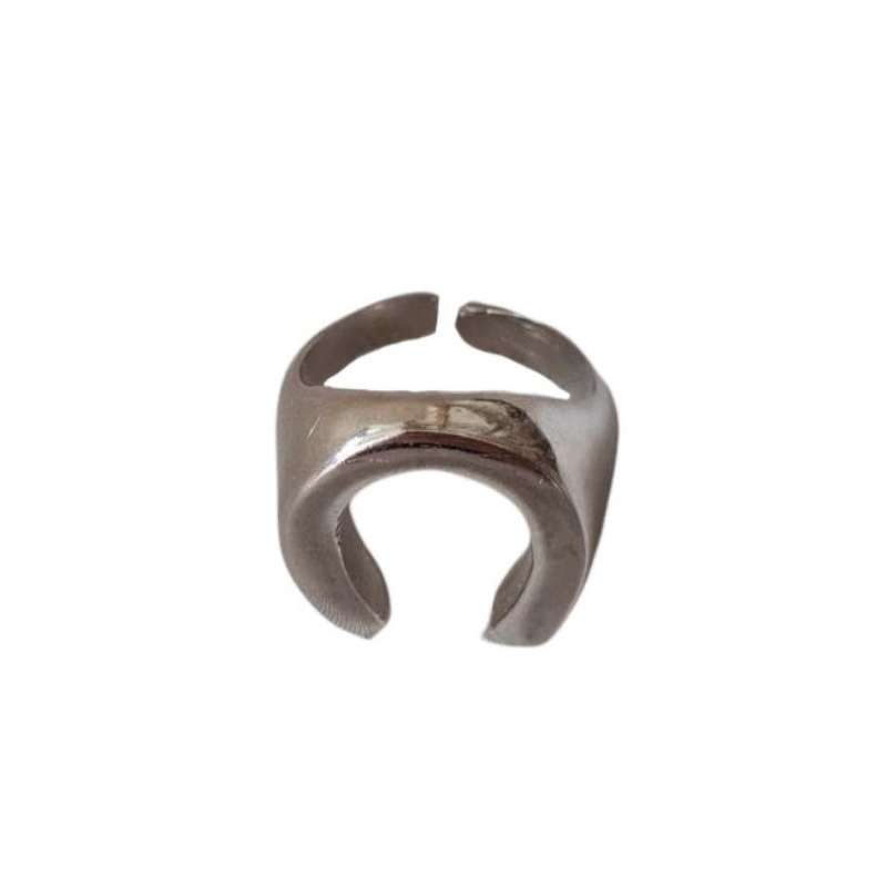 انگشتر زنانه مدل نعل اسب