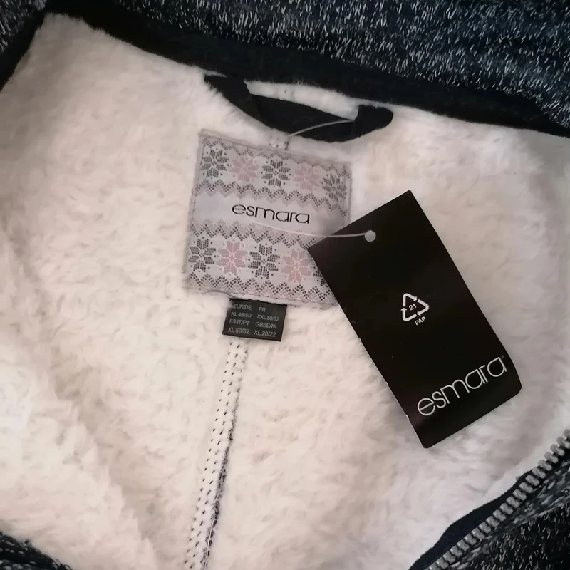 عکس شماره 4 : پالتو زنانه اسمارا مدل داخل کرک کد 16296210