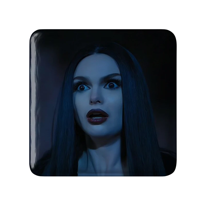 مگنت خندالو طرح مورتیشا ونزدی Wednesday  مدل مربعی کد 22047