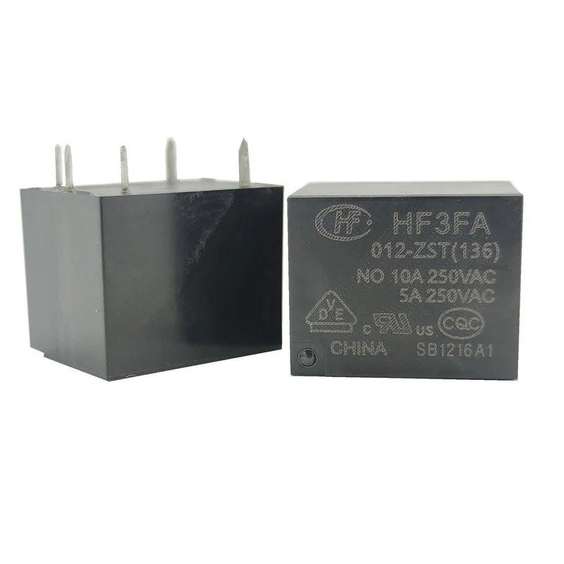 رله پایه میلون 12 ولت 10 آمپر هونگفا مدل HF3FA/012-ZST(136) بسته 2 عددی