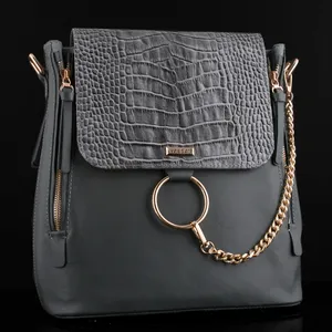 کوله پشتی زنانه چرم یلسان مدل  آدرینا کد5 ADR-055-BSGC