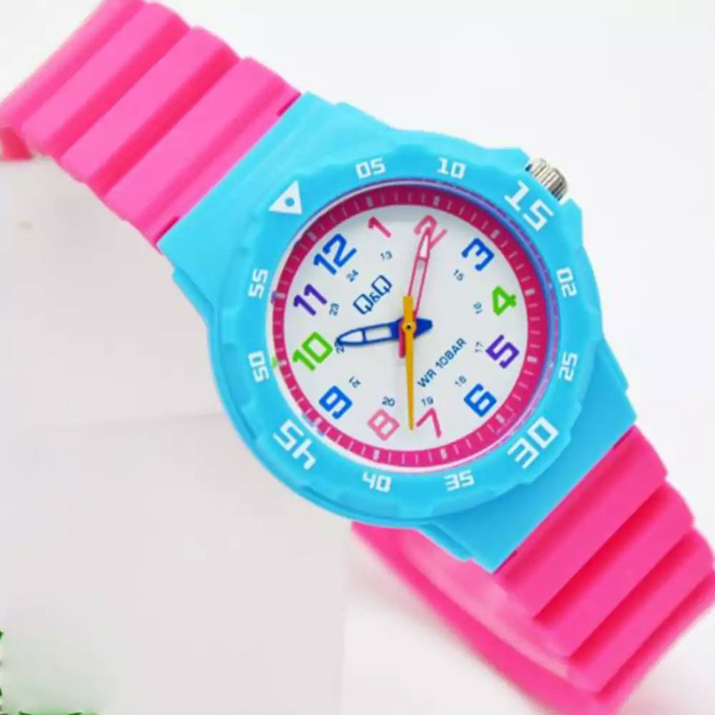 ساعت مچی عقربه ای دخترانه کیو اند کیو مدل VR19J014Y ساعت مچی عقربه ای دخترانه کیو اند کیو مدل VR19J014Y