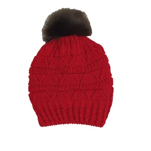 کلاه بافتنی مدل TAK