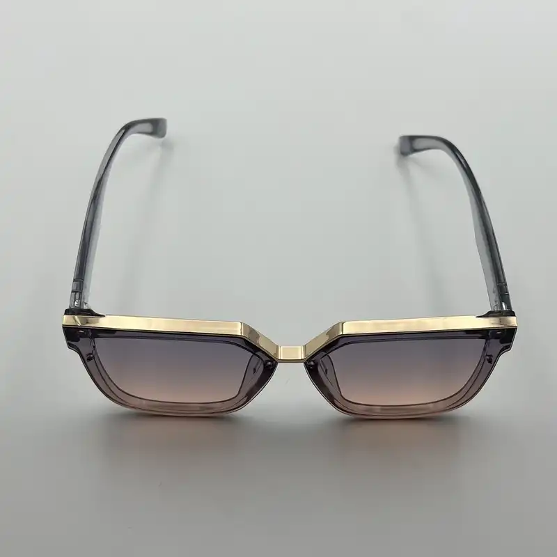 عینک آفتابی زنانه مدل Z 65-126