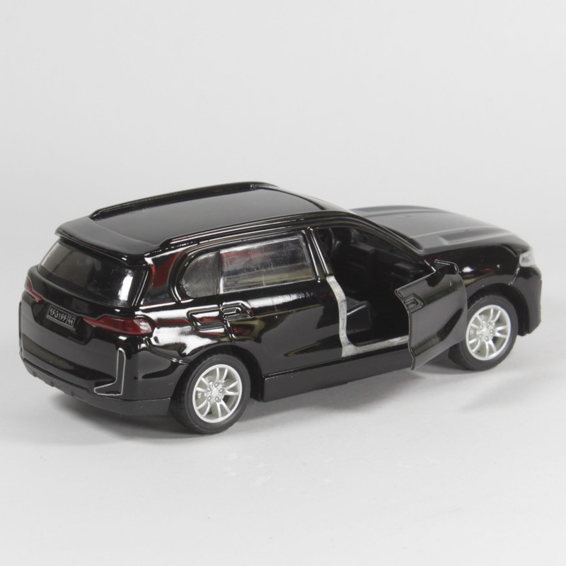 ماشین بازی مدل بی ام و X8 کد 0376