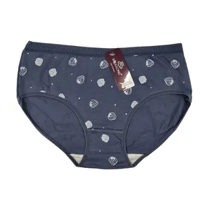 شورت زنانه مدل توت فرنگی