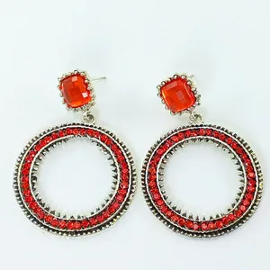 گوشواره زنانه اکسسورایز مدل حلقه ای نگین دار