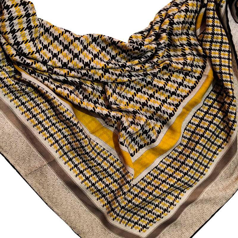 روسری زنانه  مدل چهار خانه کد 5242