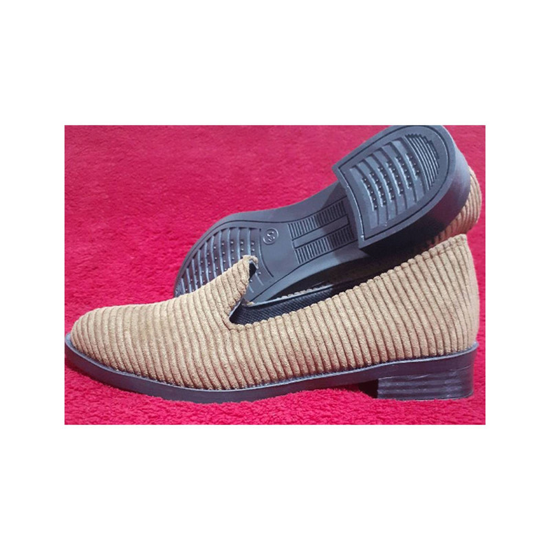 کفش زنانه مدل کبریتی رنگ کرم