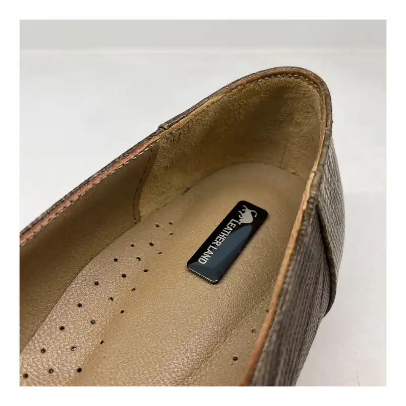 کفش زنانه سرزمین چرم مدل کد 1679 رنگ کارامل