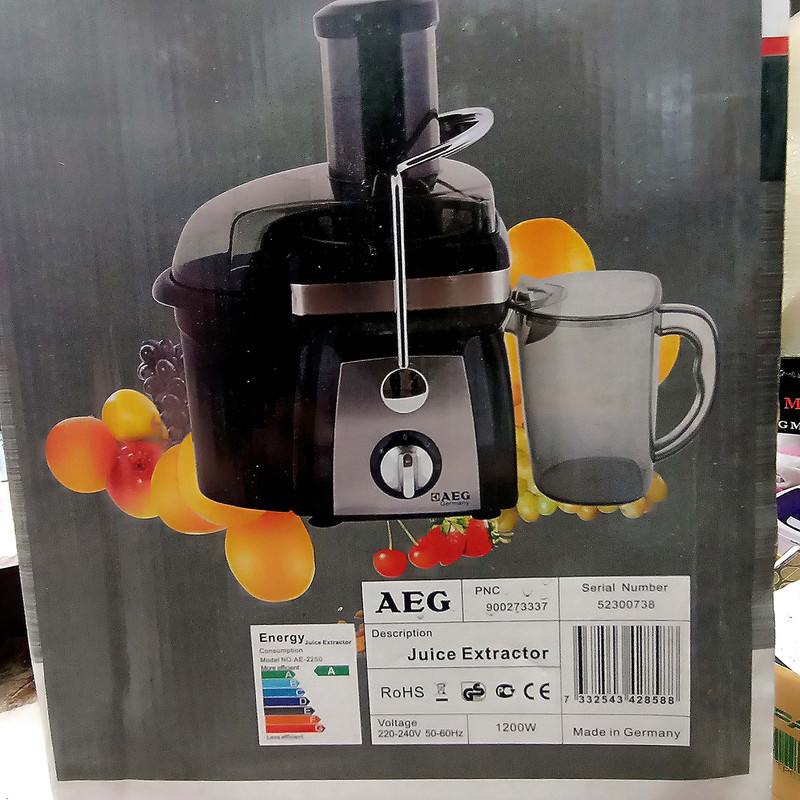 آبمیوه گیری آ ا گ مدل AE-2250 آبمیوه گیری آ ا گ مدل AE-2250