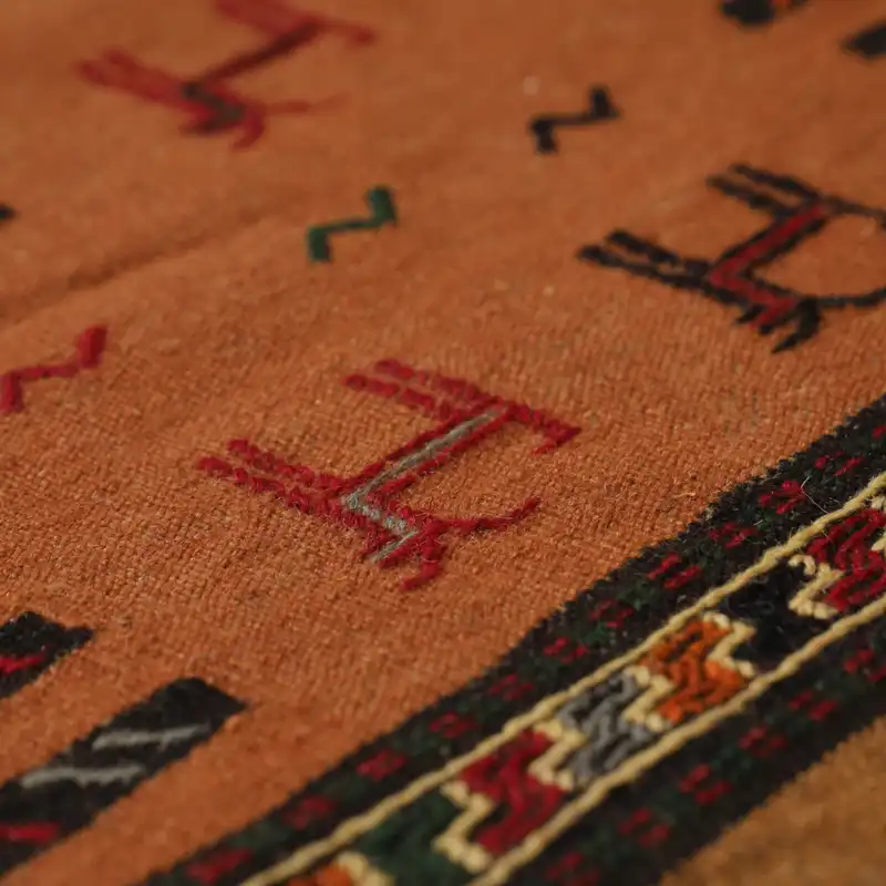 گلیم دستبافت مدل سفره کردی کد 40108988