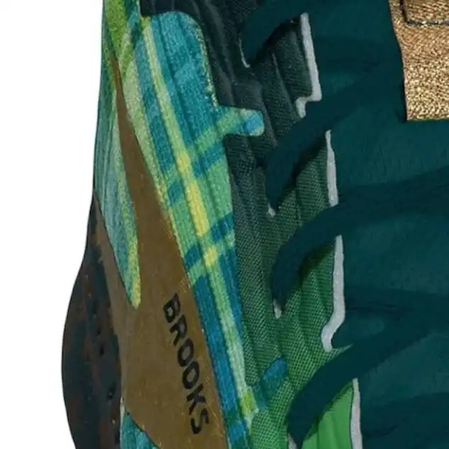 کفش مخصوص دویدن زنانه بروکس مدل launch 8