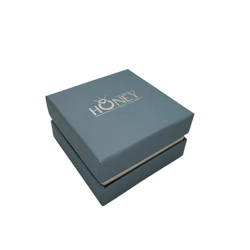 عکس شماره 5 : گوشواره آویز طلا کم اجرت 18 عیار زنانه گالری طلا و جواهر هانی مدل دوریکا