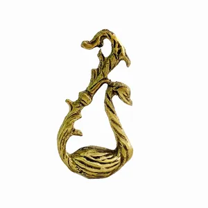 دکوری برنجی مدل قو کد 5.9C90g829