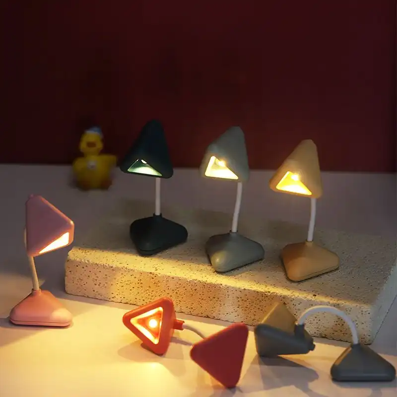 چراغ مطالعه مدل مینی طرح مثلث