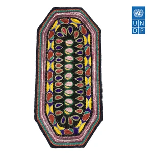 رومیزی سوزن دوزی مدل 002