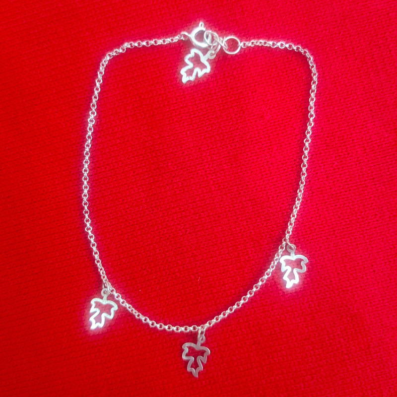 پابند نقره زنانه مدل برگ پابند نقره زنانه مدل برگ