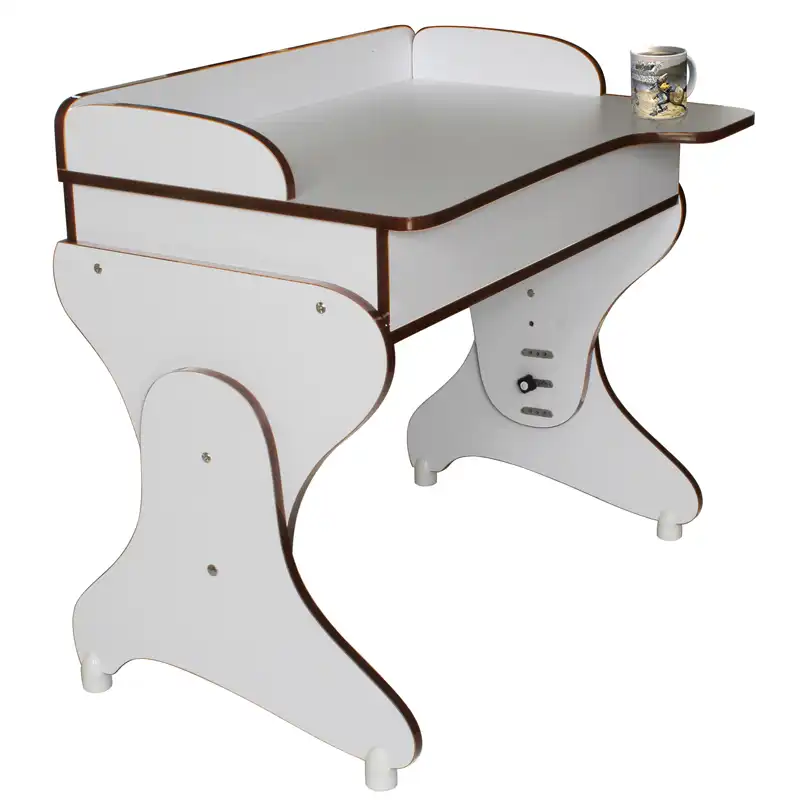 میز تحریر مدل ربات