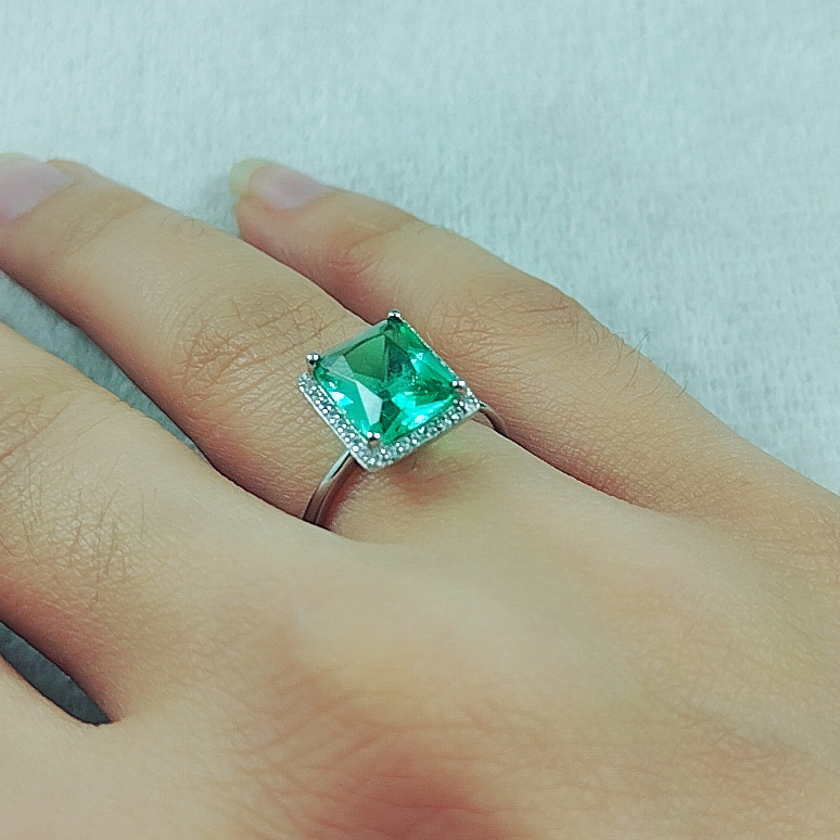 انگشتر نقره زنانه سلین کالا مدل توپاز کد D-9