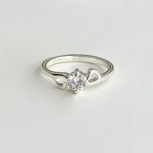 انگشتر زنانه اکسسورایز مدل قلبی