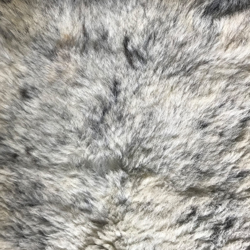 فرش پوست انارکارپت مدل خز طبیعی گوسفند کد GN 117 فرش پوست انارکارپت مدل خز طبیعی گوسفند کد GN 117