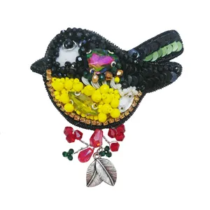 سنجاق سینه زنانه مدل گنجشک