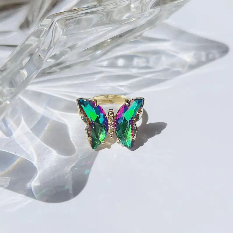 انگشتر زنانه مدل پروانه کریستالی 384