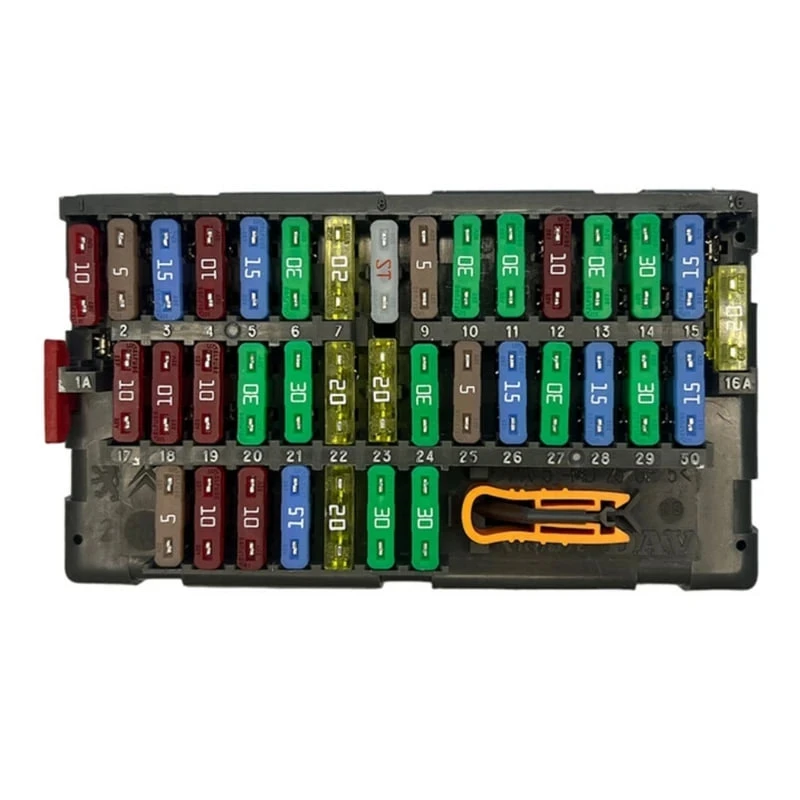 جعبه فیوز داخل اتاق دناکو مدل 9420 مناسب برای پژو 405 و پارس