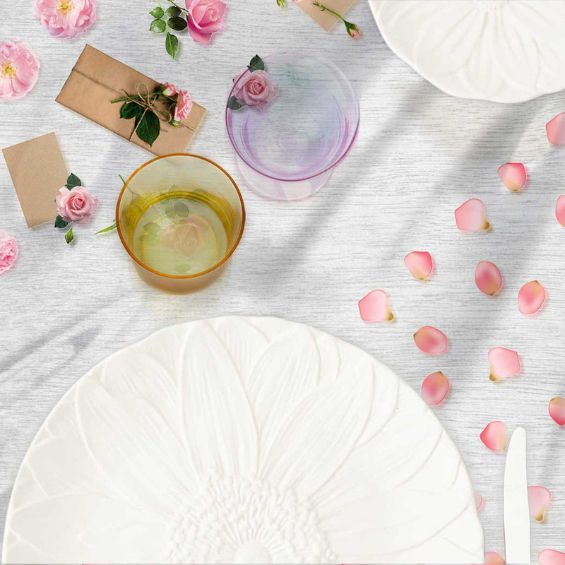 سفره یکبار مصرف کوالا طرح کادو رول 10 متری سفره یکبار مصرف کوالا طرح کادو رول 10 متری