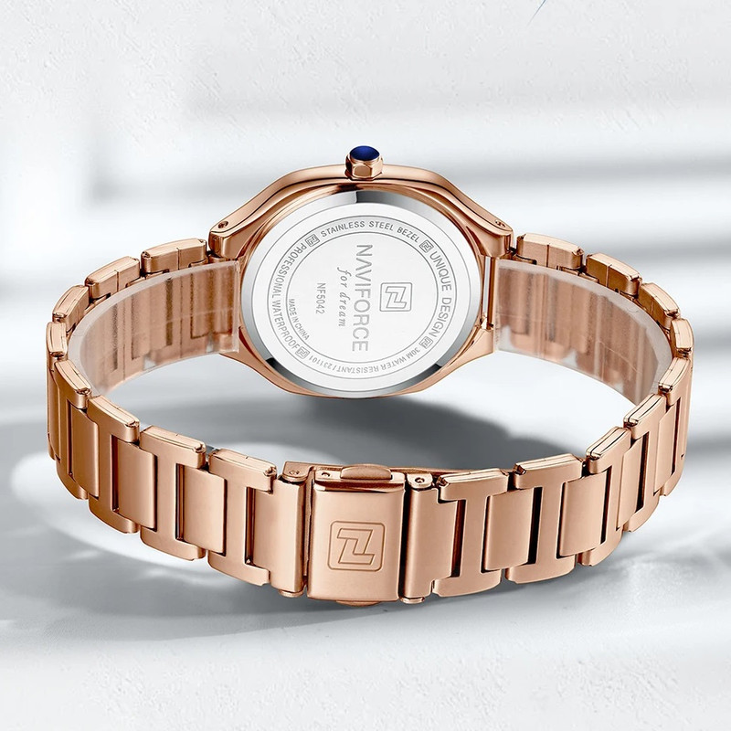 ساعت مچی عقربه ای زنانه نیوی فورس مدل NF5042 RGRG