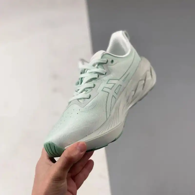 کفش راحتی مدل NOVABLAST