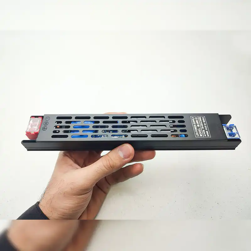 آداپتور سوئیچینگ 12 ولت 33 آمپر مدل MD-400W اسلیم