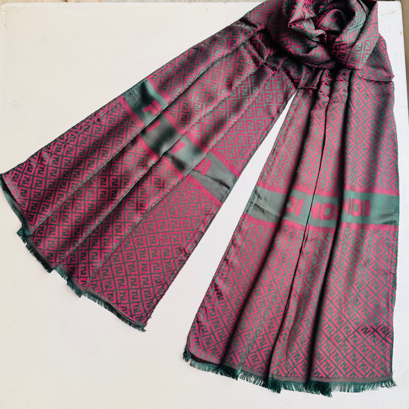 شال زنانه مدل نخ ژاکارد هایلایت دار نرم و لطیف