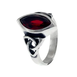 انگشتر مردانه داتینو مدل زیرکن سلتیک