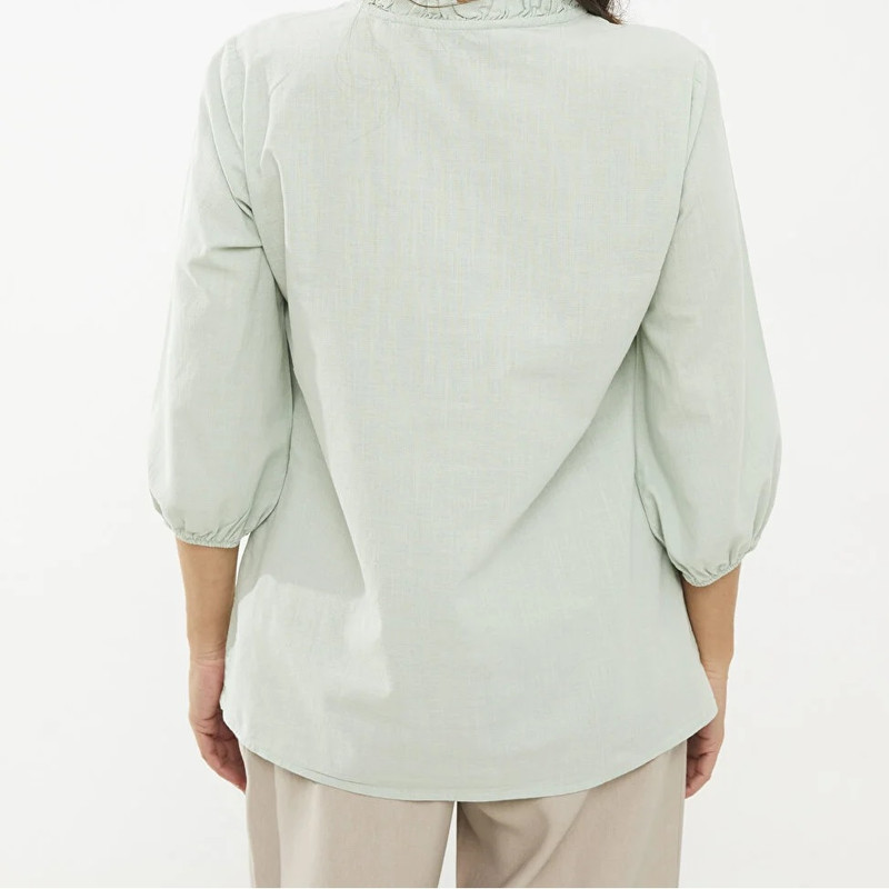 شومیز آستین بلند زنانه ال سی وایکیکی طرح بابونه