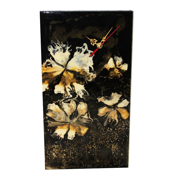 ساعت دیواری مدل گل زنبق